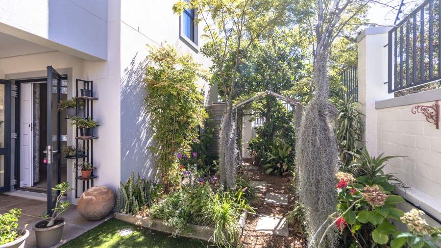 3 Bedroom Property for Sale in Heldervue Western Cape